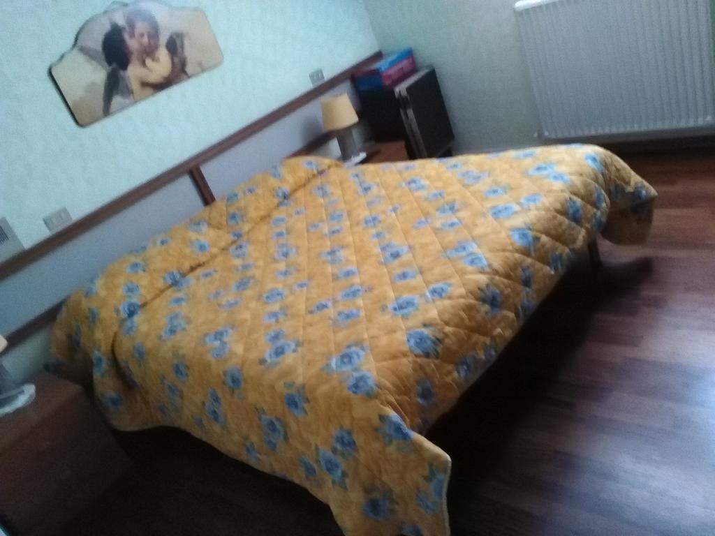 Hotel Cristallo Assergi Oda fotoğraf