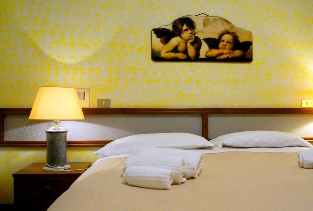 Hotel Cristallo Assergi Dış mekan fotoğraf